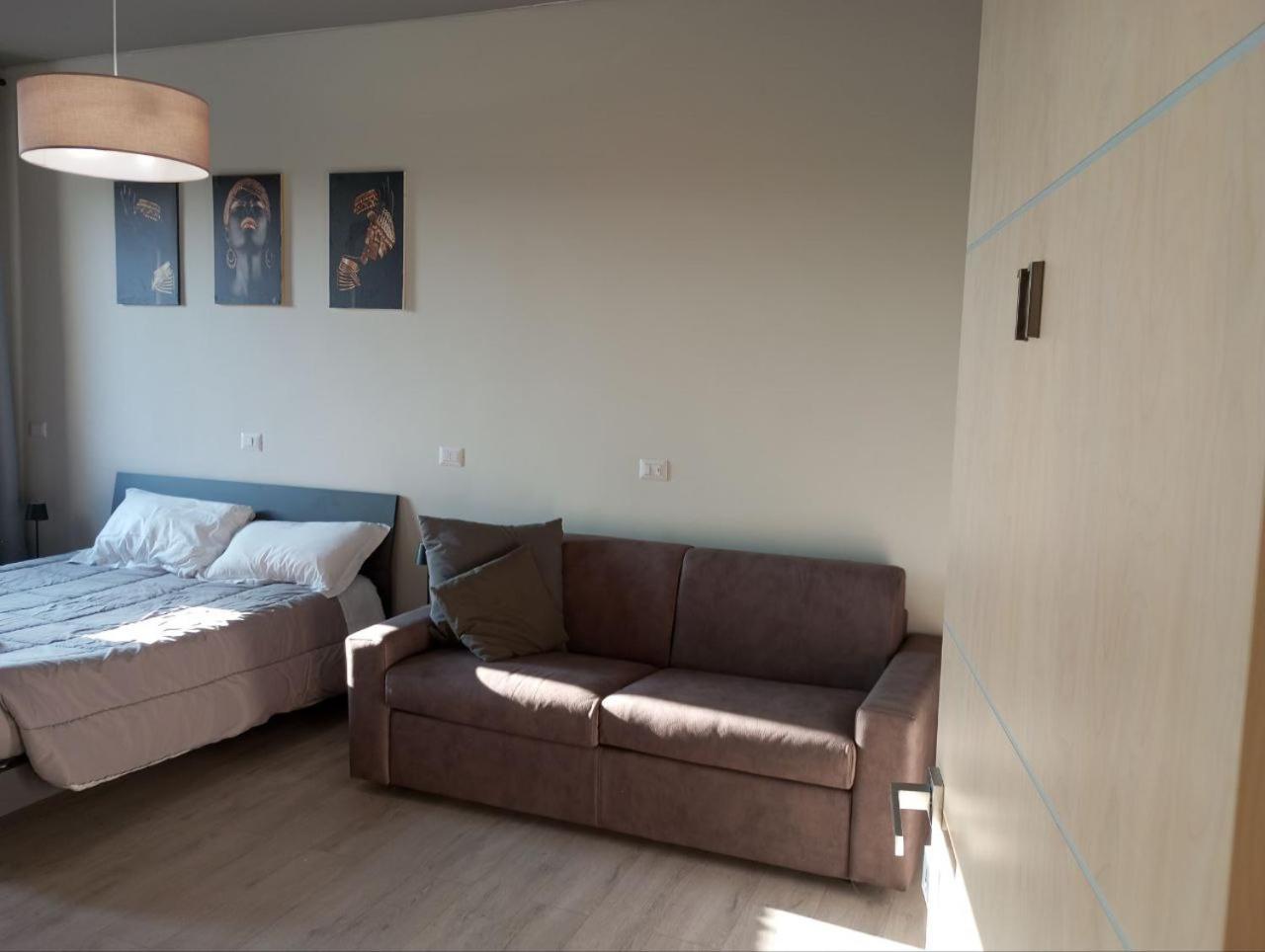Апартаменты Sleep & Fly Bgy Airport-Station-Center Бергамо Экстерьер фото